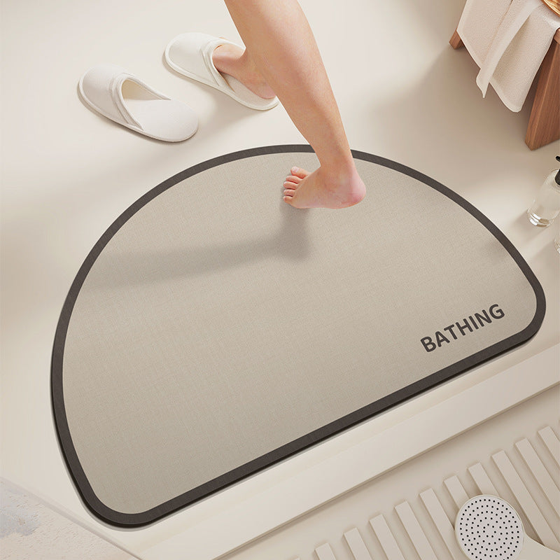 Soft and Absorbent Bath Mat | High & Bury