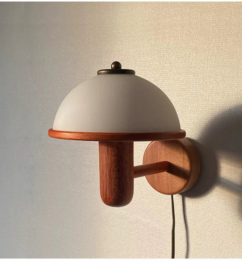 Alloda Wall Light