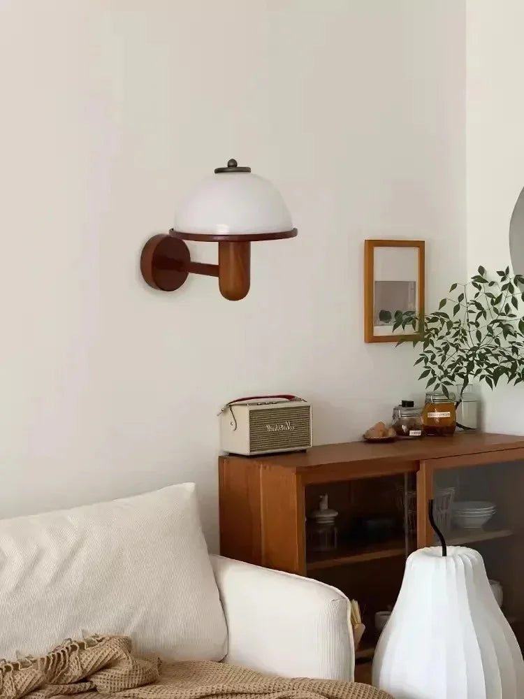 Alloda Wall Light