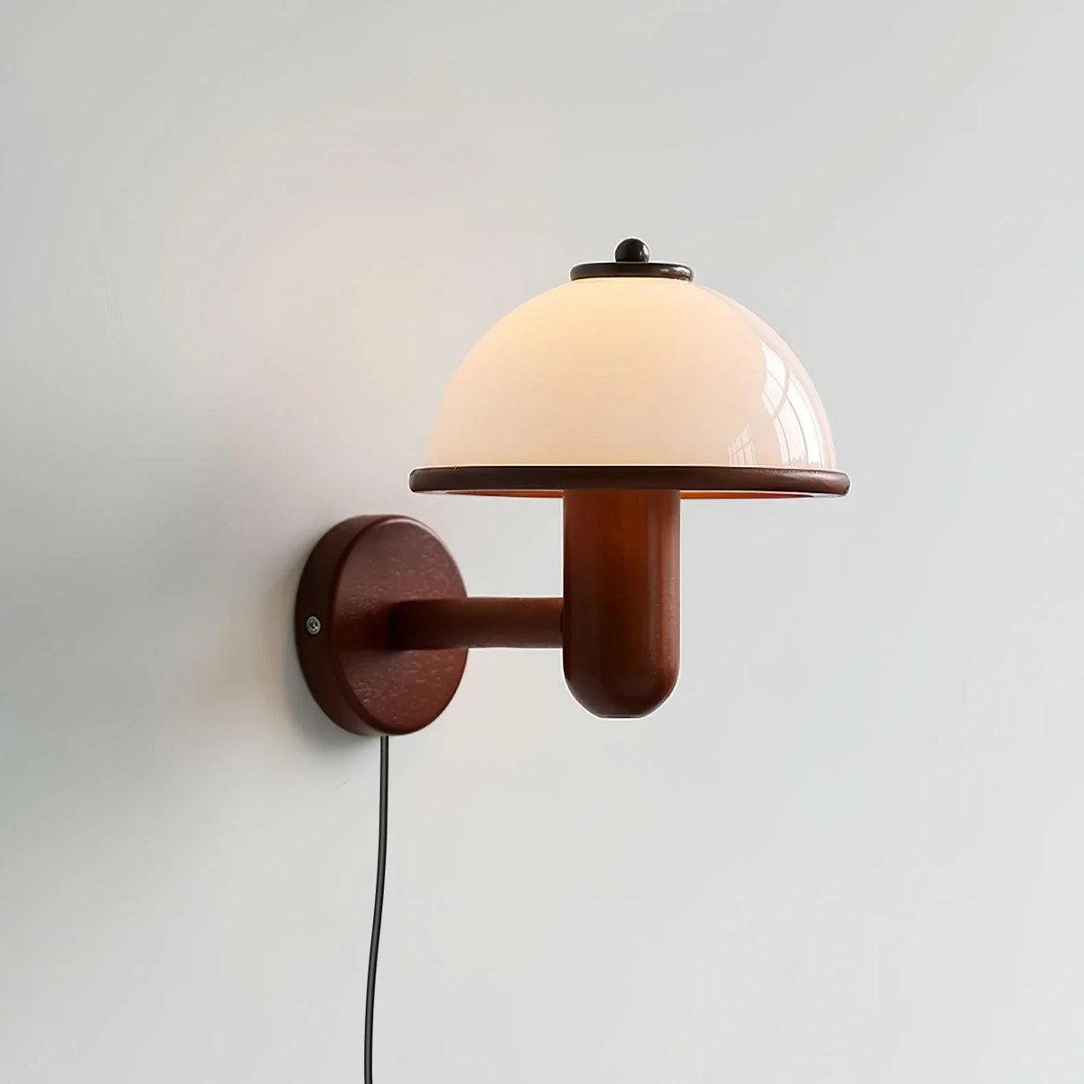 Alloda Wall Light