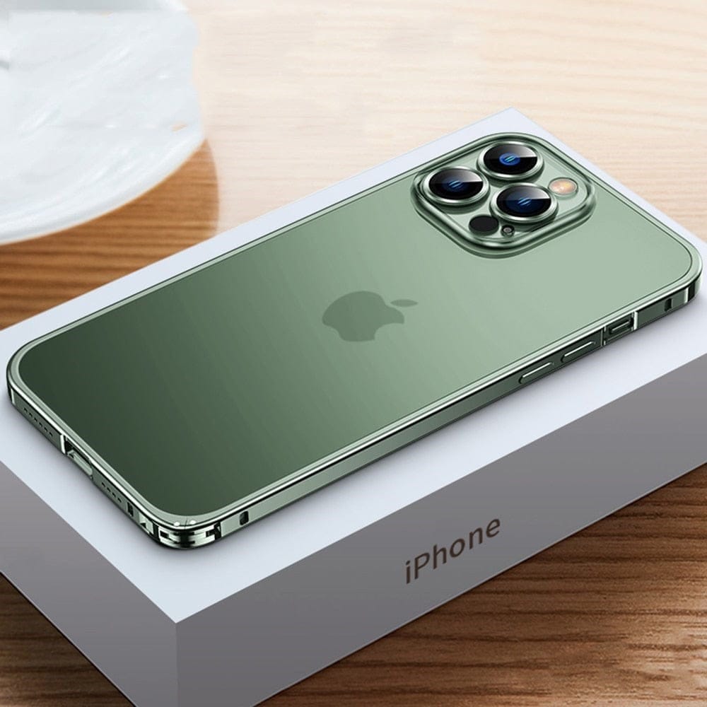 Aluminium and Polycarbonate iPhone Case with Click-Lock Bumper, view 10