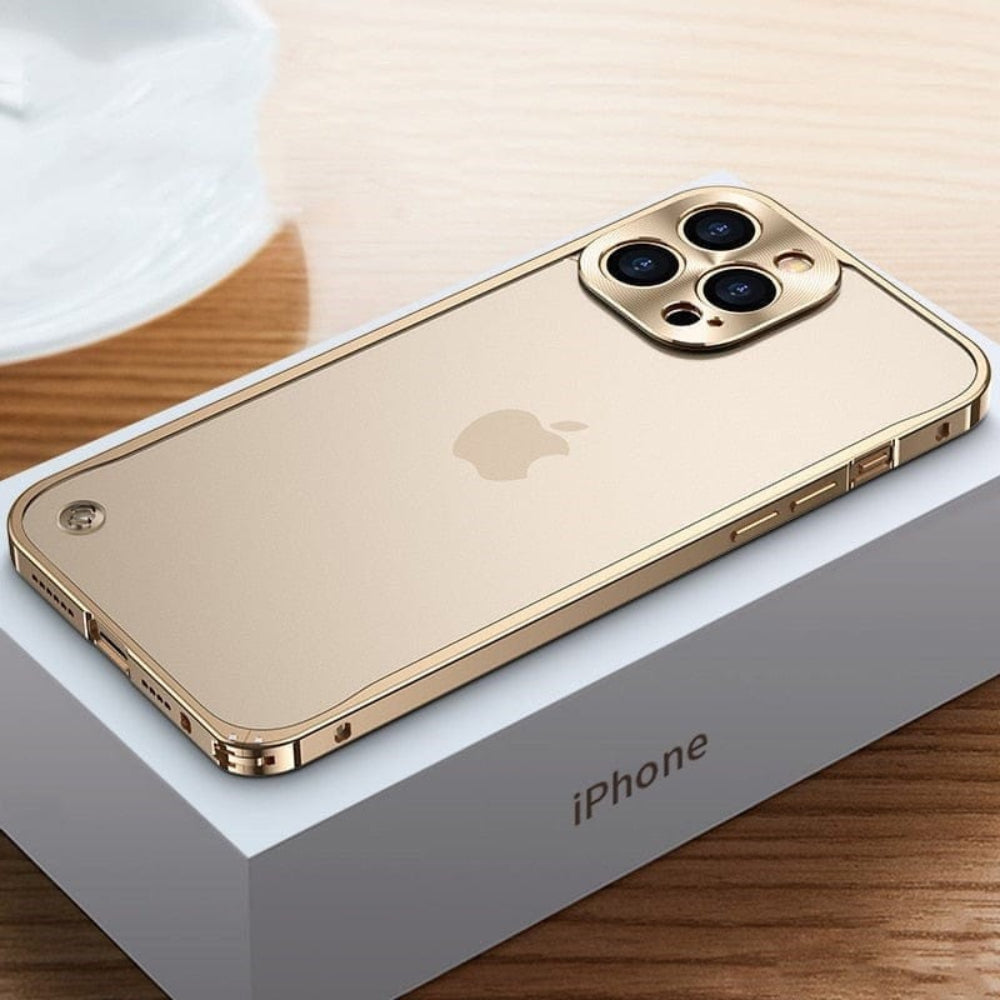 Aluminium and Polycarbonate iPhone Case with Click-Lock Bumper, view 9