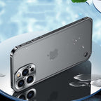 Aluminium and Polycarbonate iPhone Case with Click-Lock Bumper