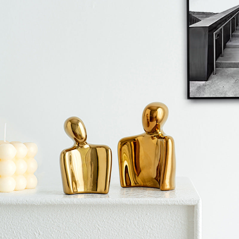 Artistic Amour Sculpture | High & Bury