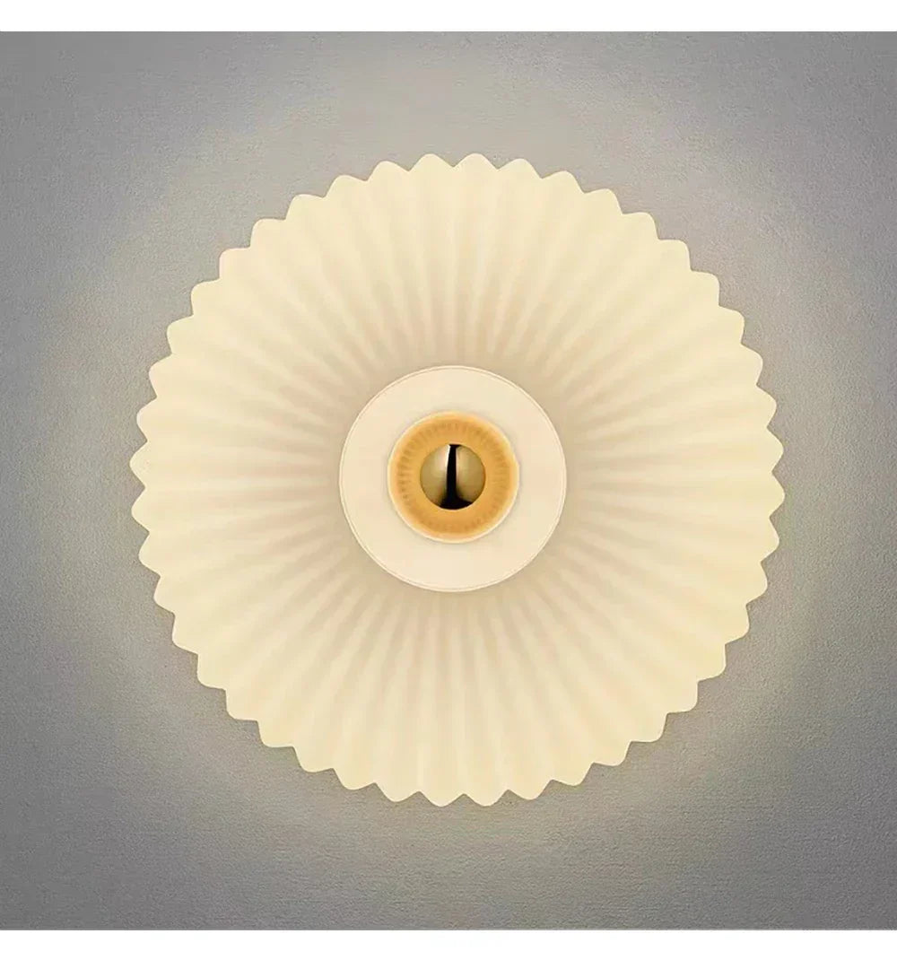 Ashstarno Wall Lamp - Glass