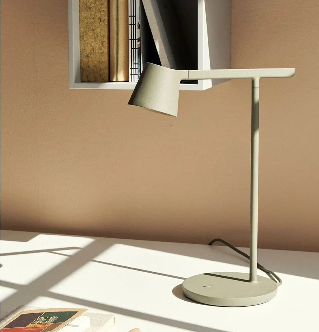 Ashvesa Desk Lamp