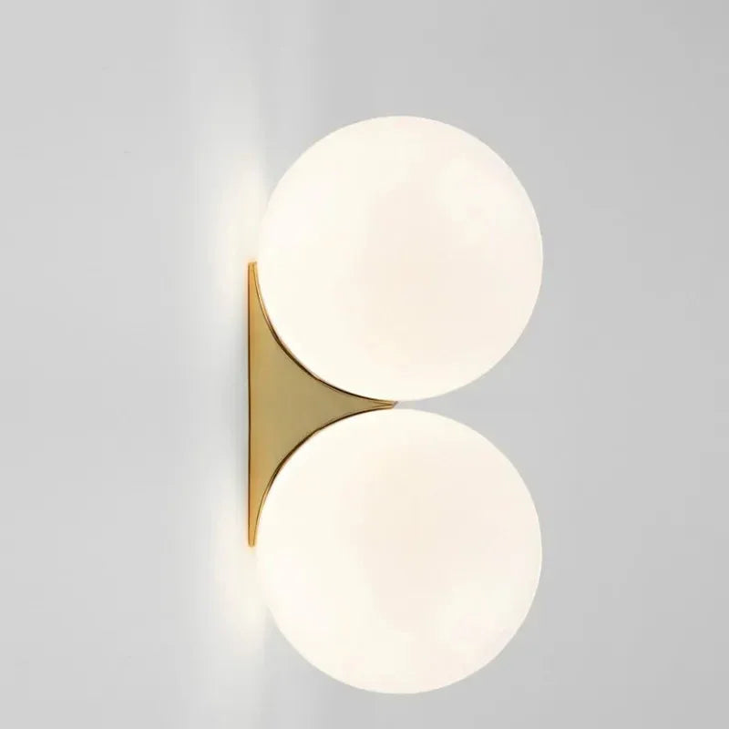 Belvia Wall Lamp