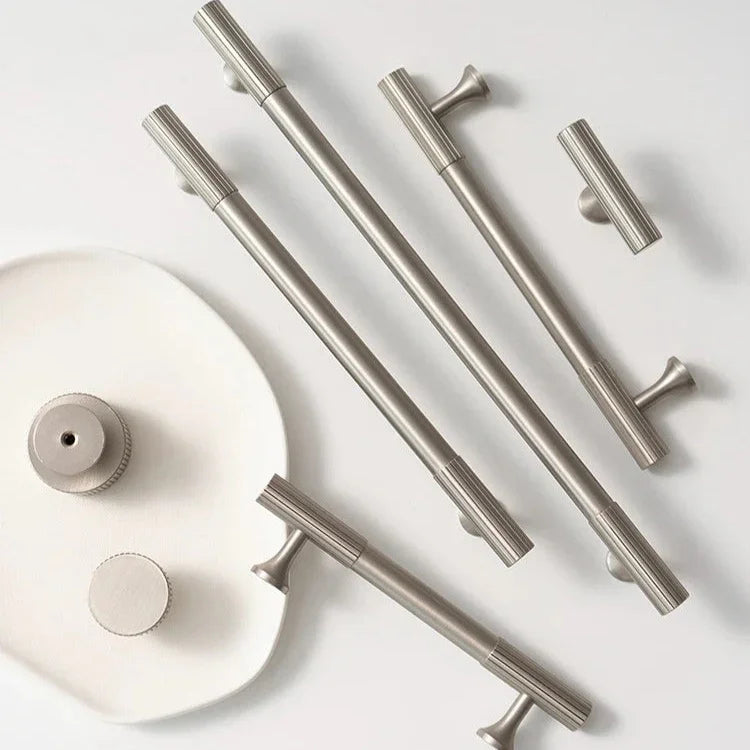 Bernura Knobs