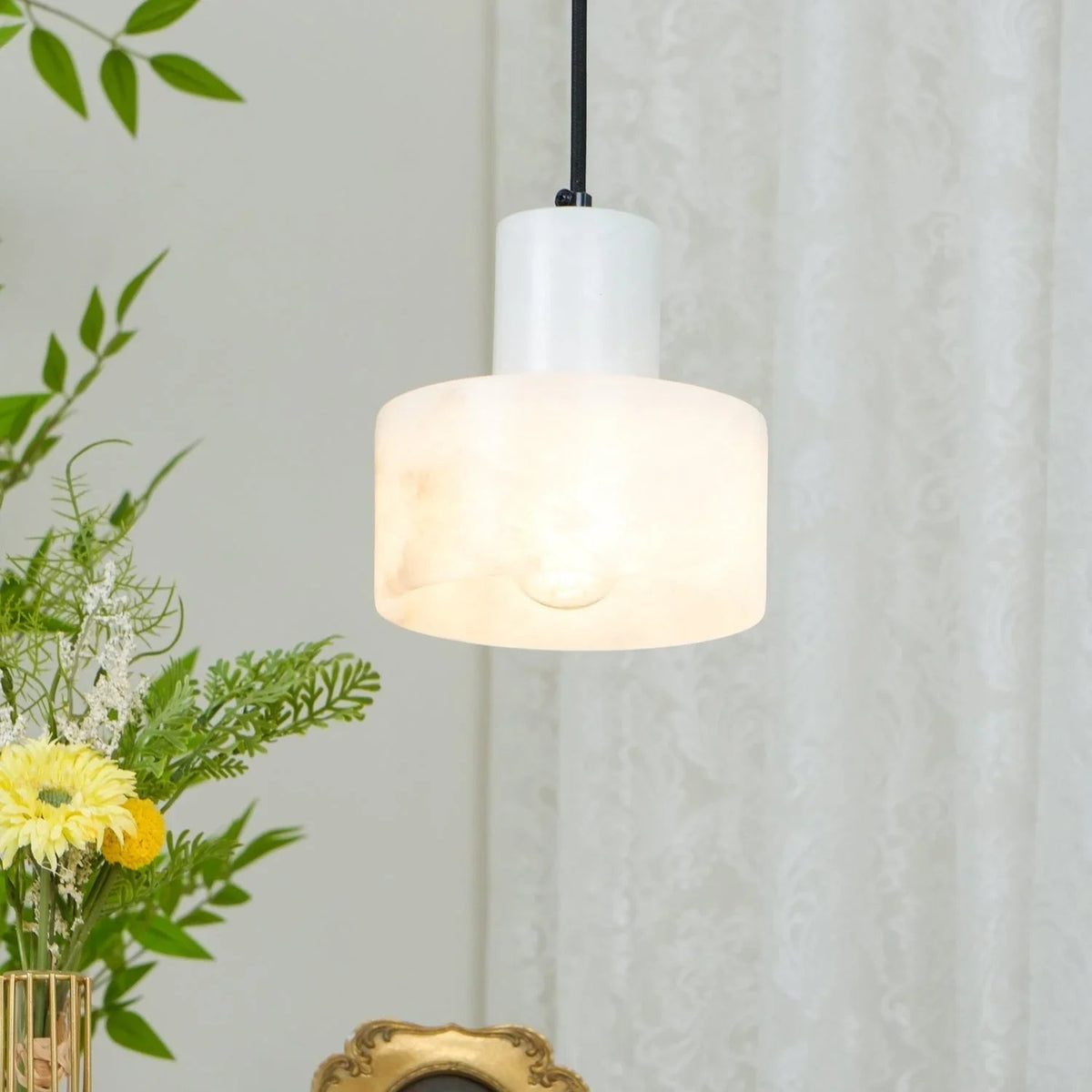 Berstira Marble Pendant Lamp