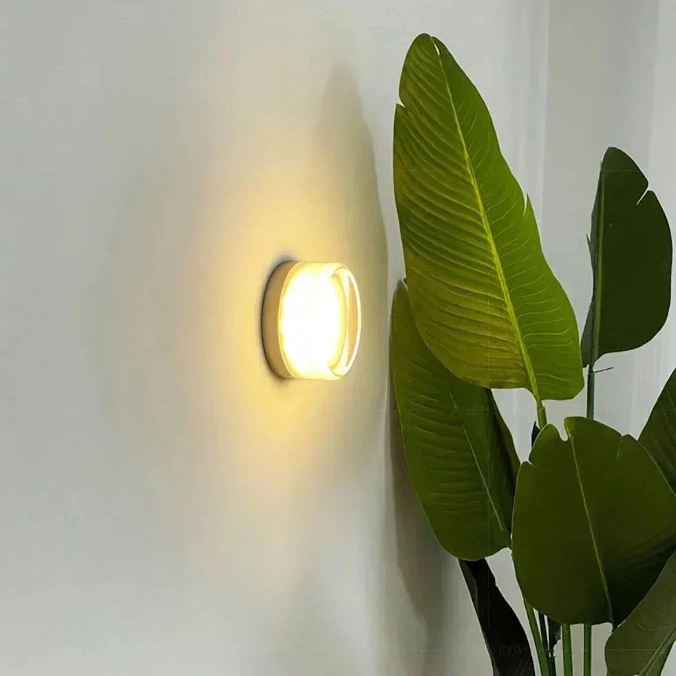 Bervorra Wall Lamp