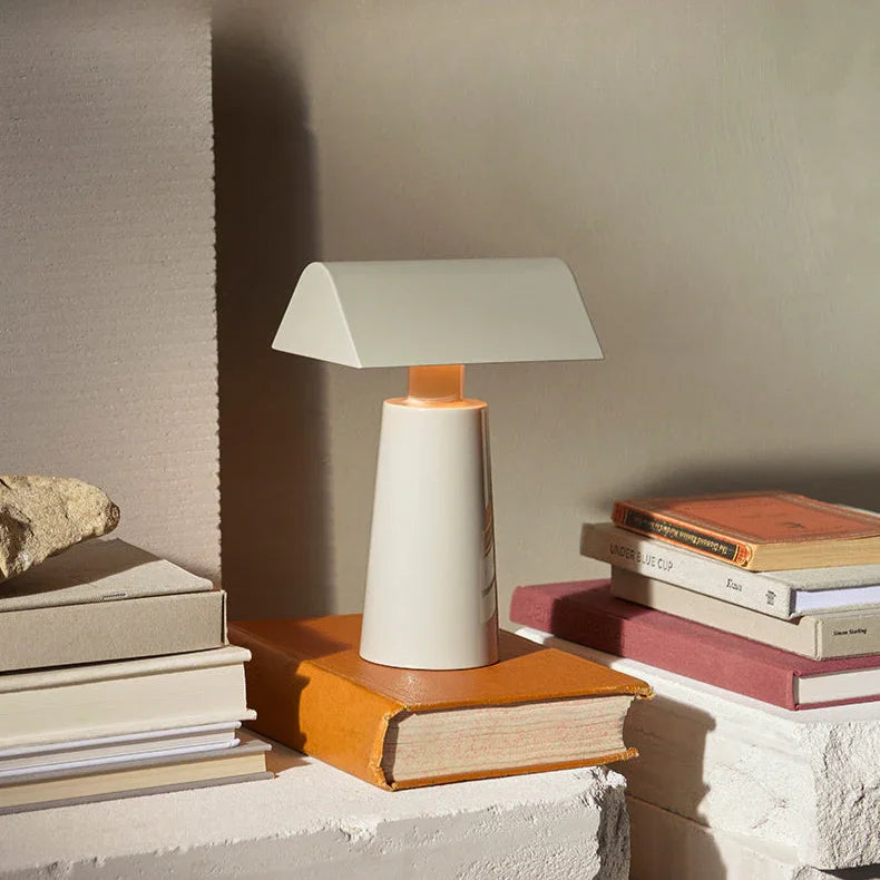 Calanta Table Lamp