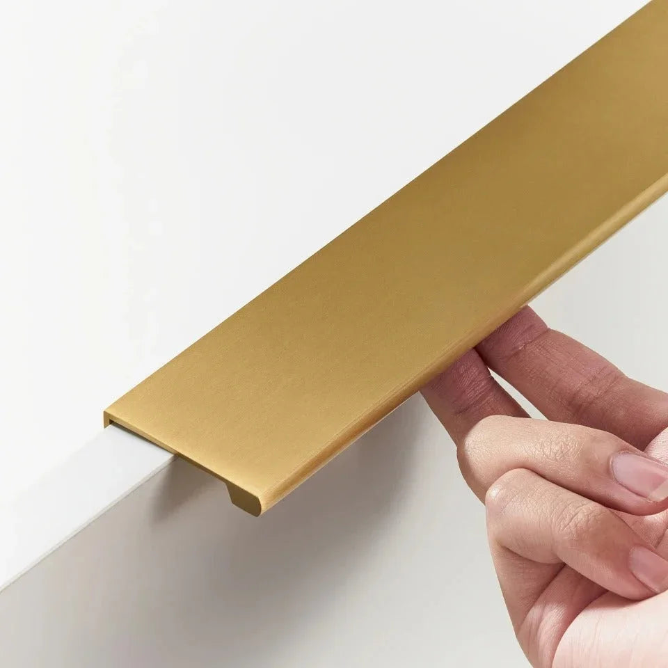 Cellarno Brass Lip Pull