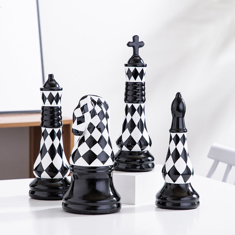 Chess Set Molded Plastic | High & Bury