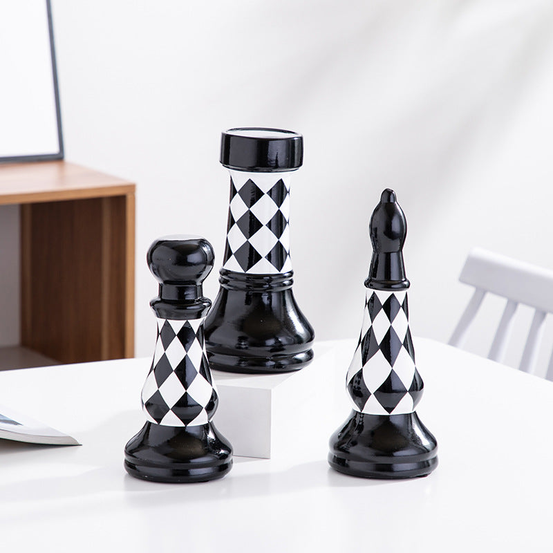 Chess Set Molded Plastic | High & Bury
