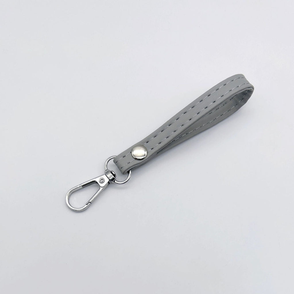 Classic Leather Keychain | High & Bury