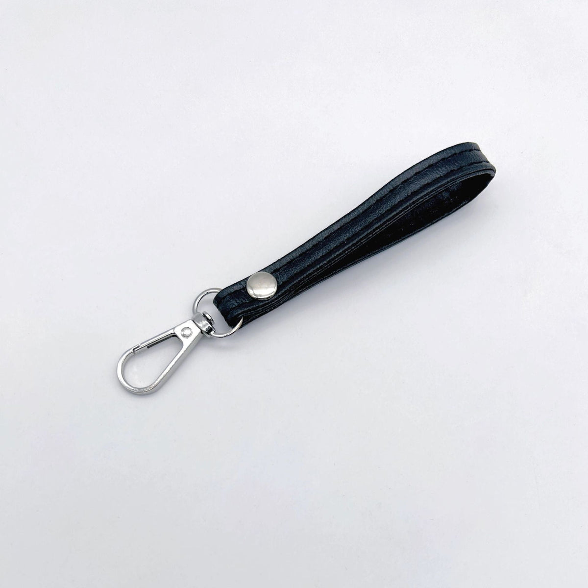 Classic Leather Keychain | High & Bury
