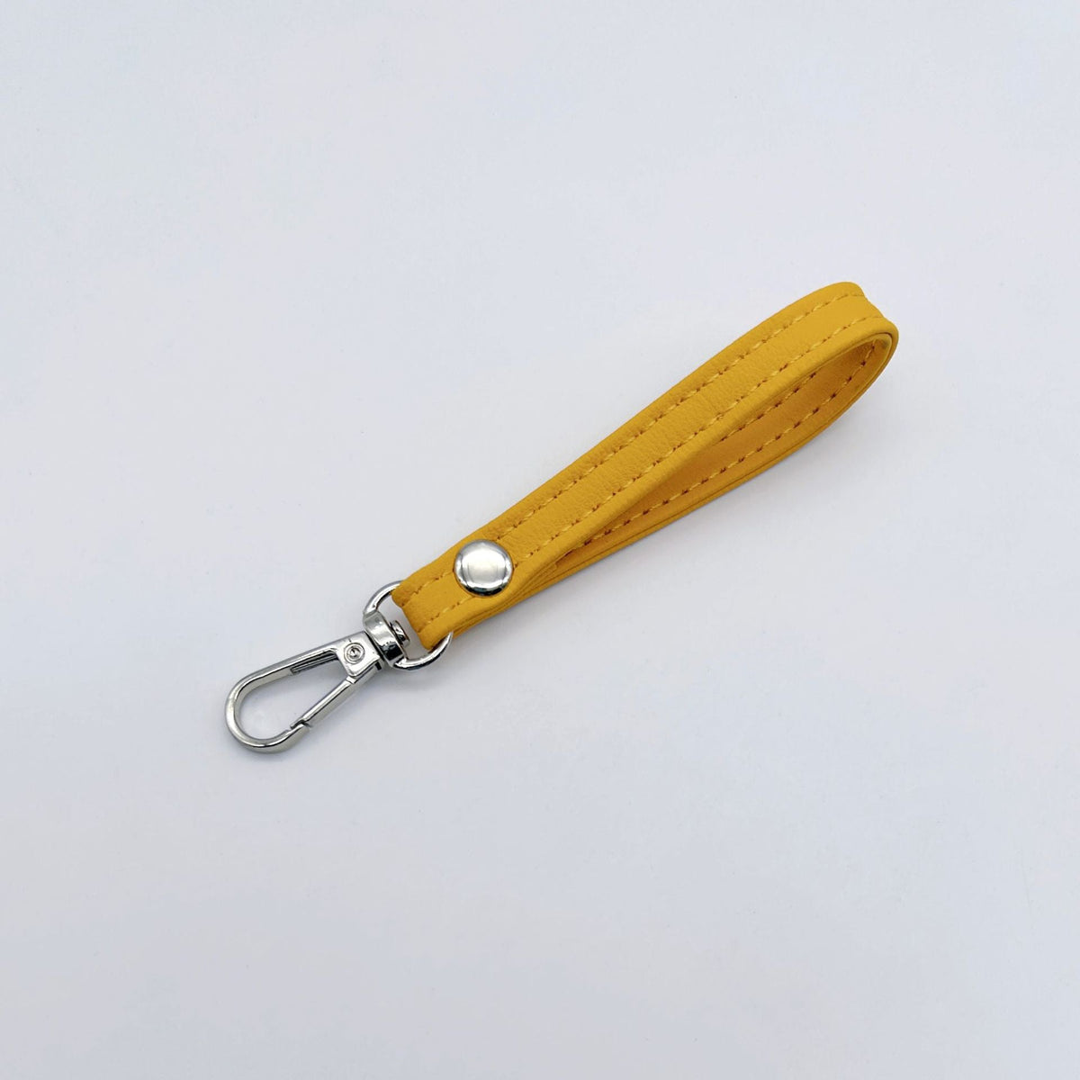 Classic Leather Keychain | High & Bury