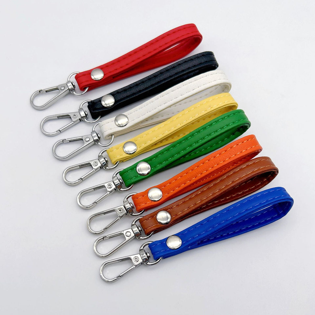 Classic Leather Keychain | High & Bury