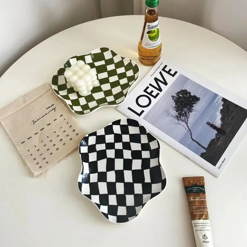 Clovehurst Tray