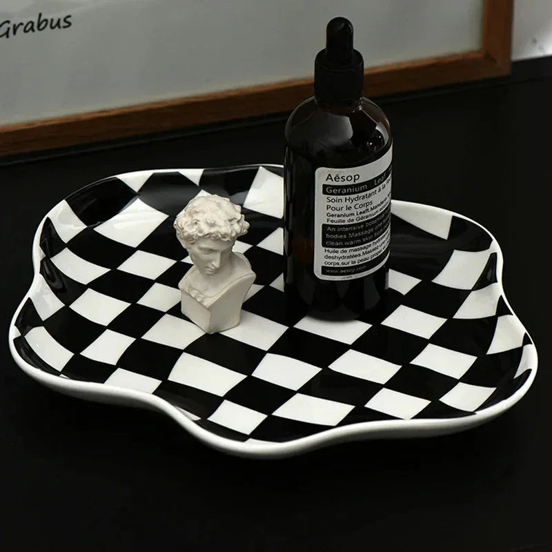 Clovehurst Tray