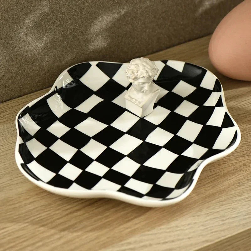 Clovehurst Tray