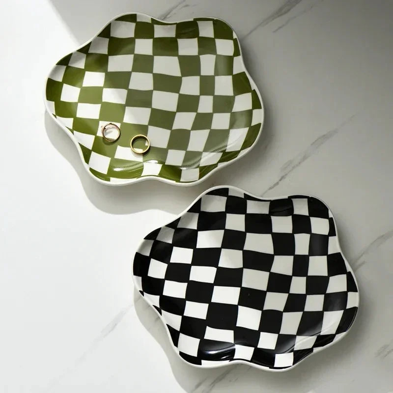 Clovehurst Tray