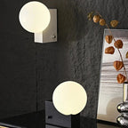 Clovewick Table Lamp