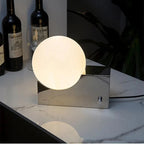 Clovewick Table Lamp