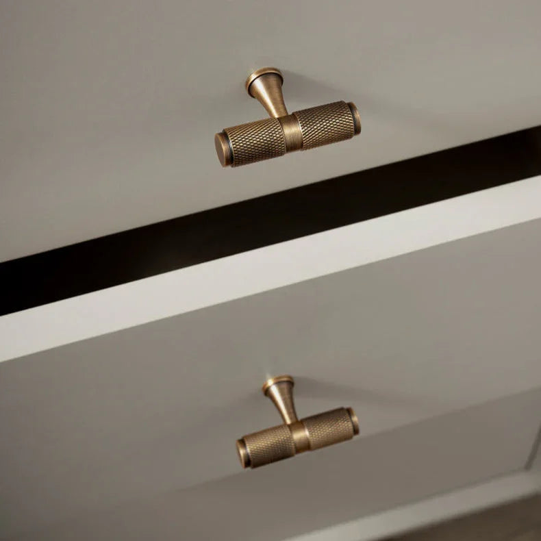 Clynora Handles and Knobs