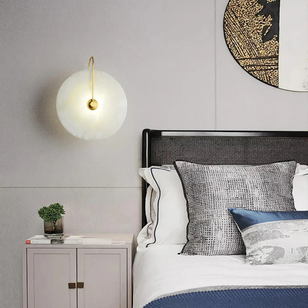 Clyoma Wall Lamp