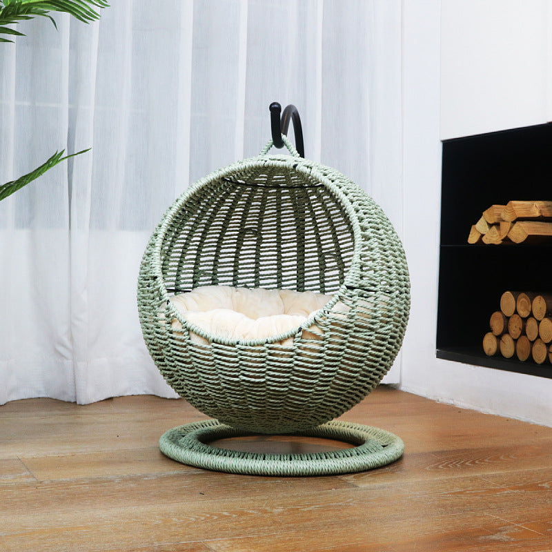 Comfortable Hanging Chair made of Rattan | High & Bury