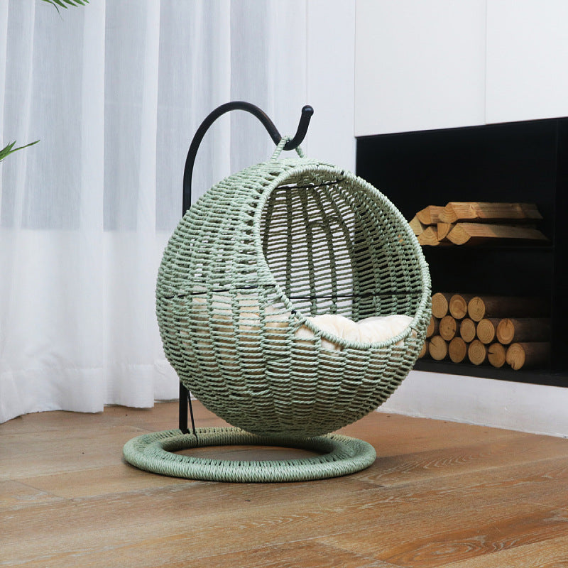 Comfortable Hanging Chair made of Rattan | High & Bury