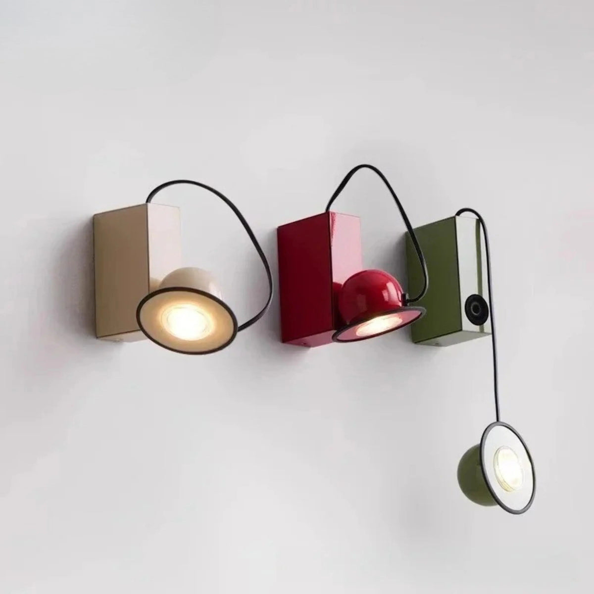 Corsesa Compact Magnetic Wall Lamp