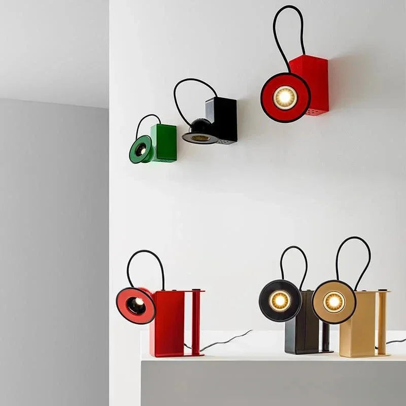 Corsesa Compact Magnetic Wall Lamp