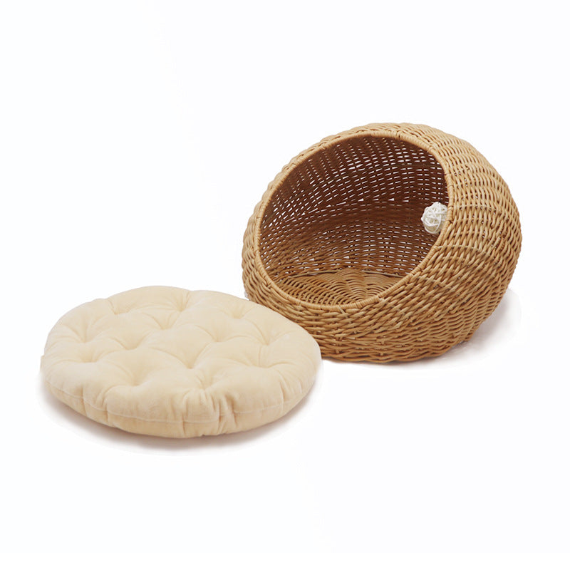 Cozy Cat Bed made of Woven Natural Material | High & Bury