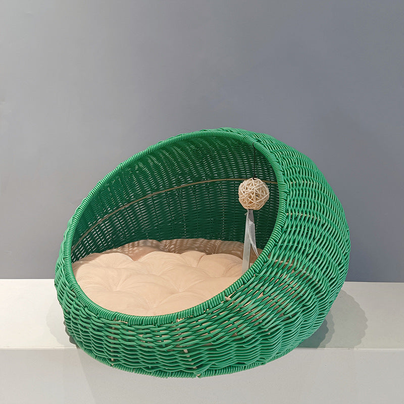 Cozy Cat Bed made of Woven Natural Material | High & Bury