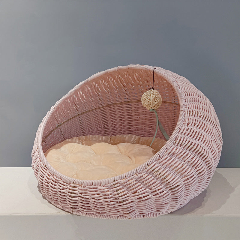Cozy Cat Bed made of Woven Natural Material | High & Bury