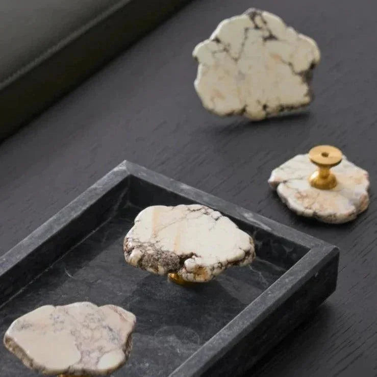 Dalleda Marble Brass Knob