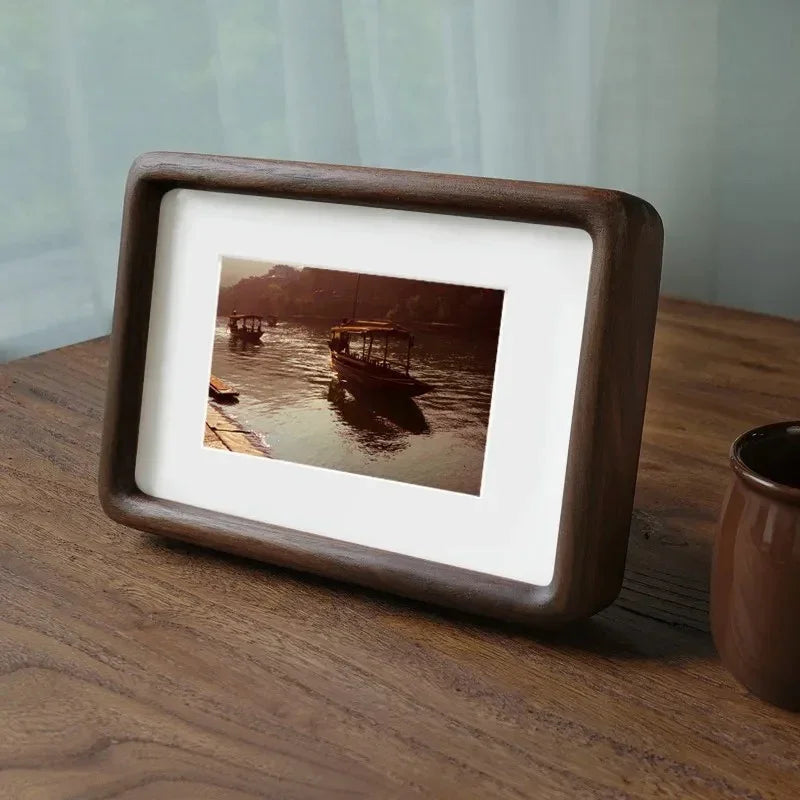 Dalova Picture Frame
