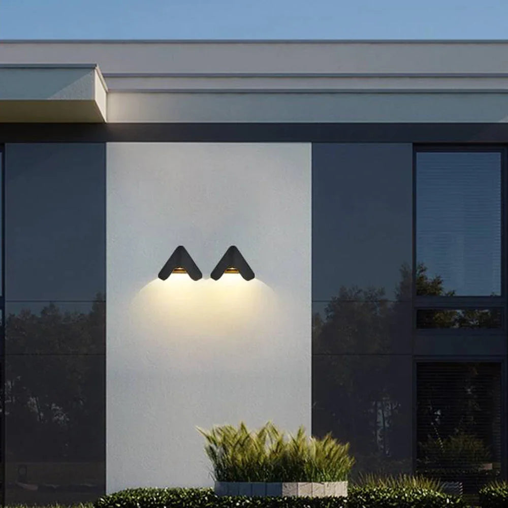 Dalstorra LED Outdoor Wall Lamp