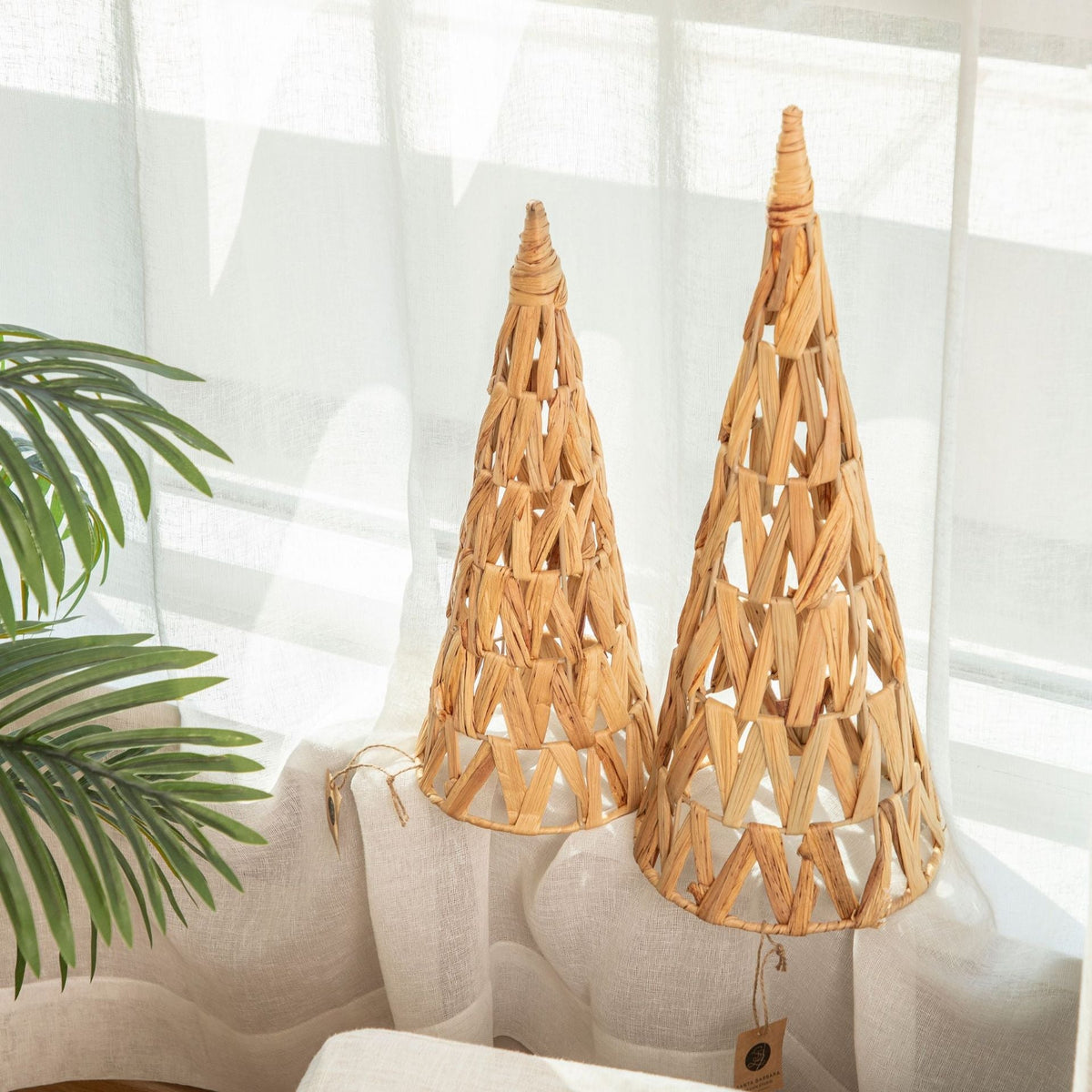 Decorative Accents Model Waao | High & Bury