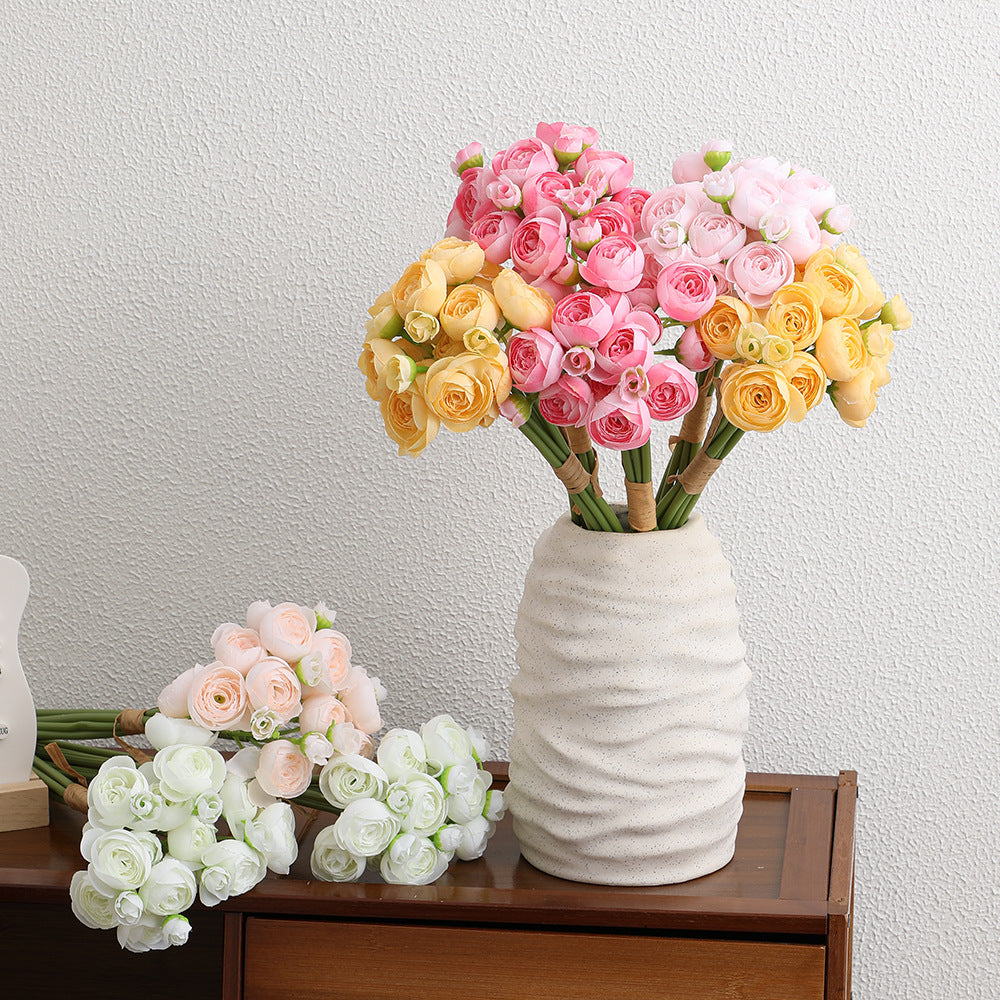 Decorative Art Bouquet with Elegant Roses | High & Bury