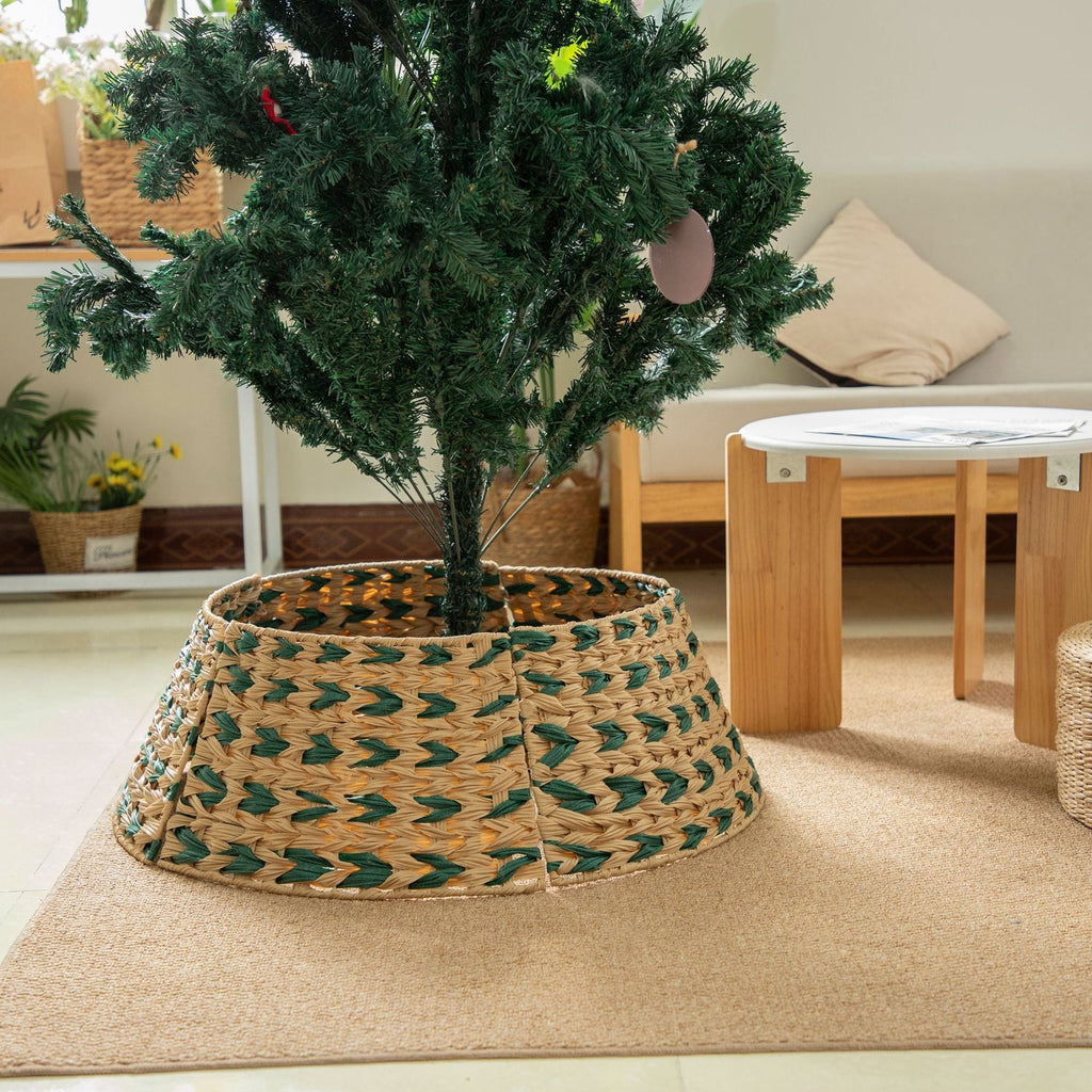 Decorative Christmas Tree Stand made of Wicker | High & Bury