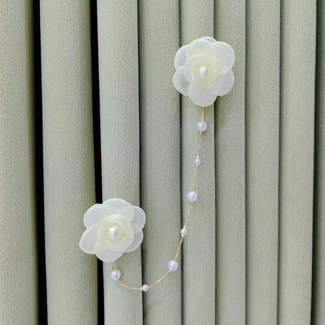 Decorative Curtain Clip with Flower Design | High & Bury