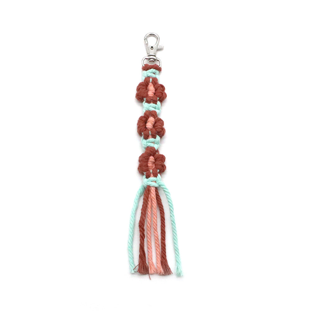 Decorative Keychain made of Macrame | High & Bury