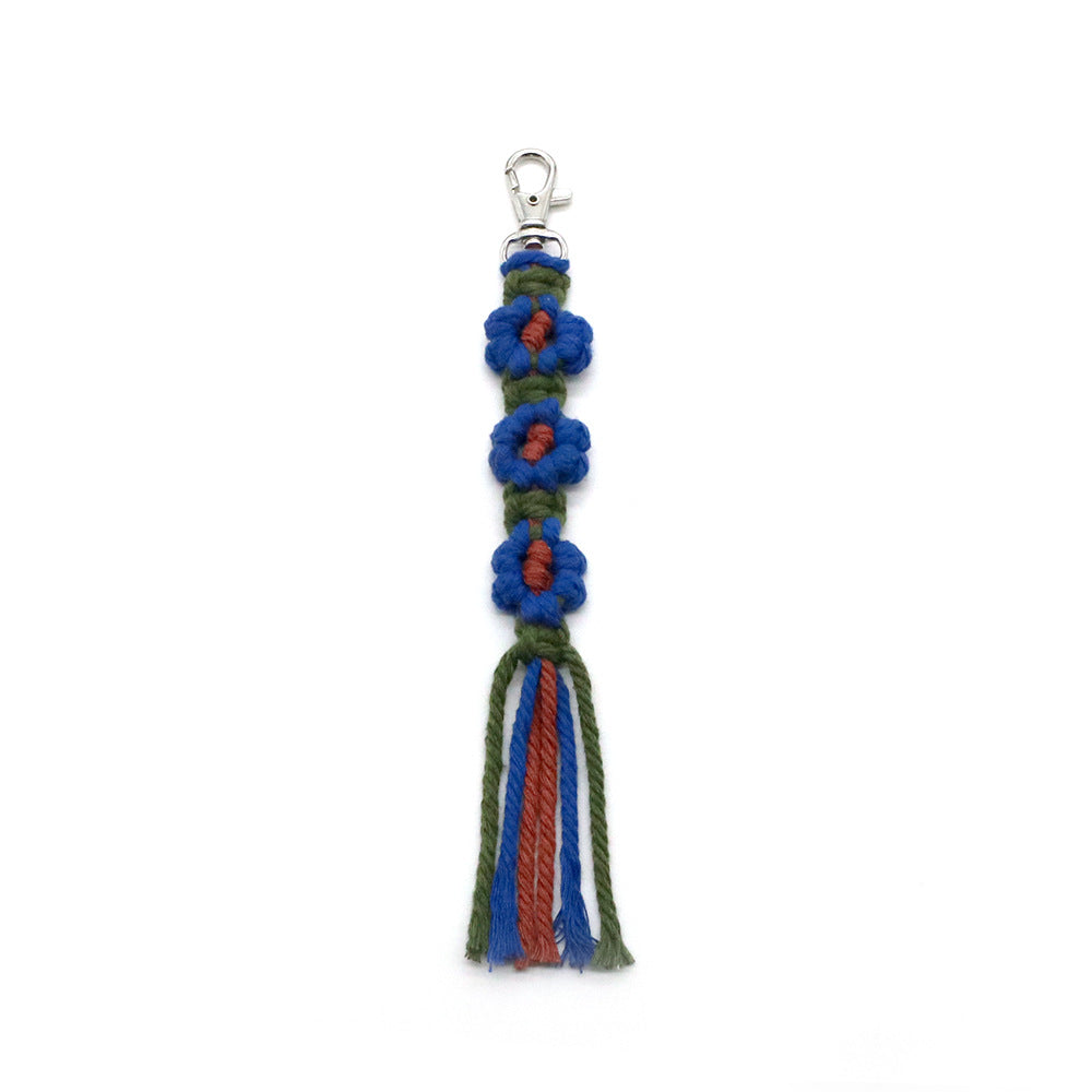 Decorative Keychain made of Macrame | High & Bury