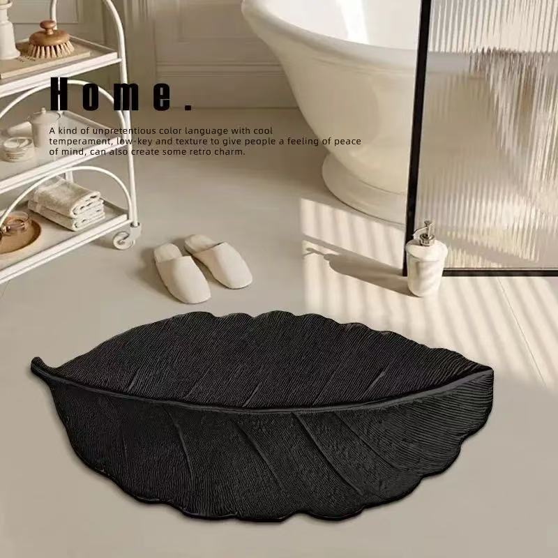Decorative Leaf Gold Black | High & Bury