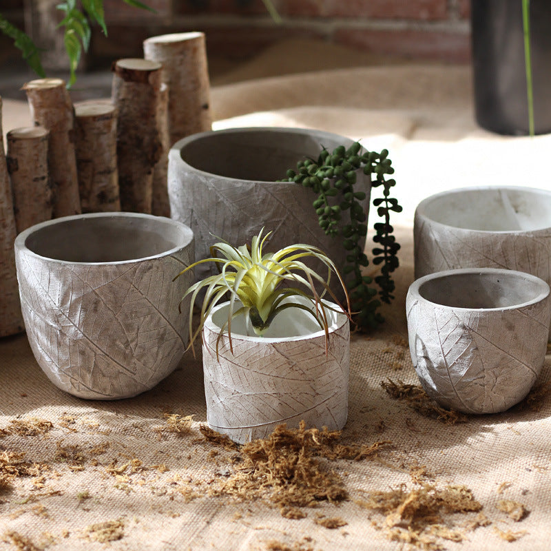 Decorative Plant Container made of Handmade Ceramic with Leaf Pattern | High & Bury