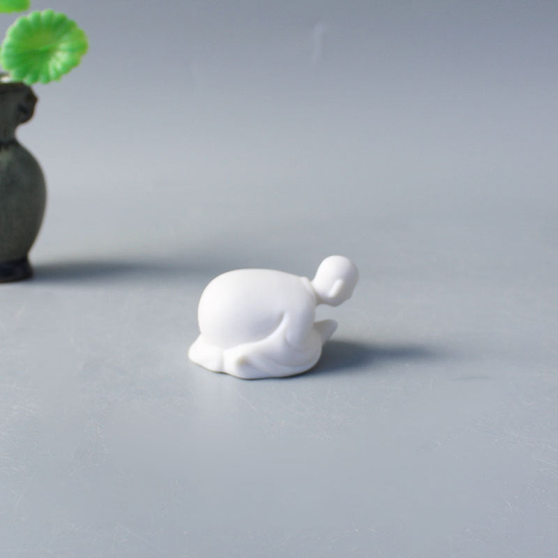 Decorative Porcelain Figurine | High & Bury