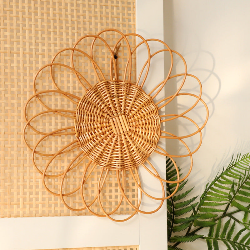 Decorative Wall Plate made of Woven Rattan | High & Bury